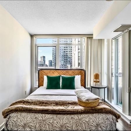 The Perfect Getaway Daire Toronto Dış mekan fotoğraf